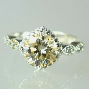 CHAMPAGNE DIAMOND SOLITAIRE RING